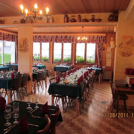 Hotel Les Skieurs Bellevaux Bagian luar foto